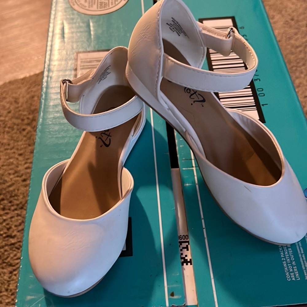 Y-not Girls Dress Shoes